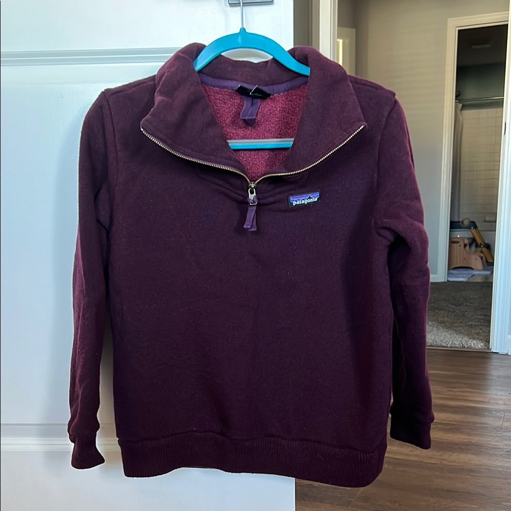 Patagonia Burgundy Quarter-Zip Pullover, Size Medium